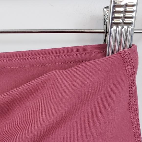 🆕️Yogalicious Buttery Soft High-Rise Crop Legging - Picture 6 of 8